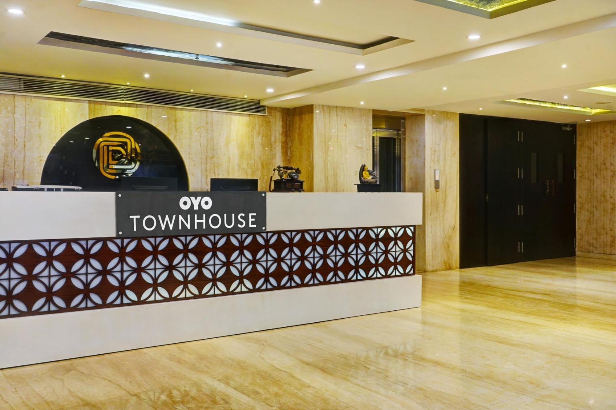 Super Townhouse Dev'S Inn By Cj Gunadala 外观 照片