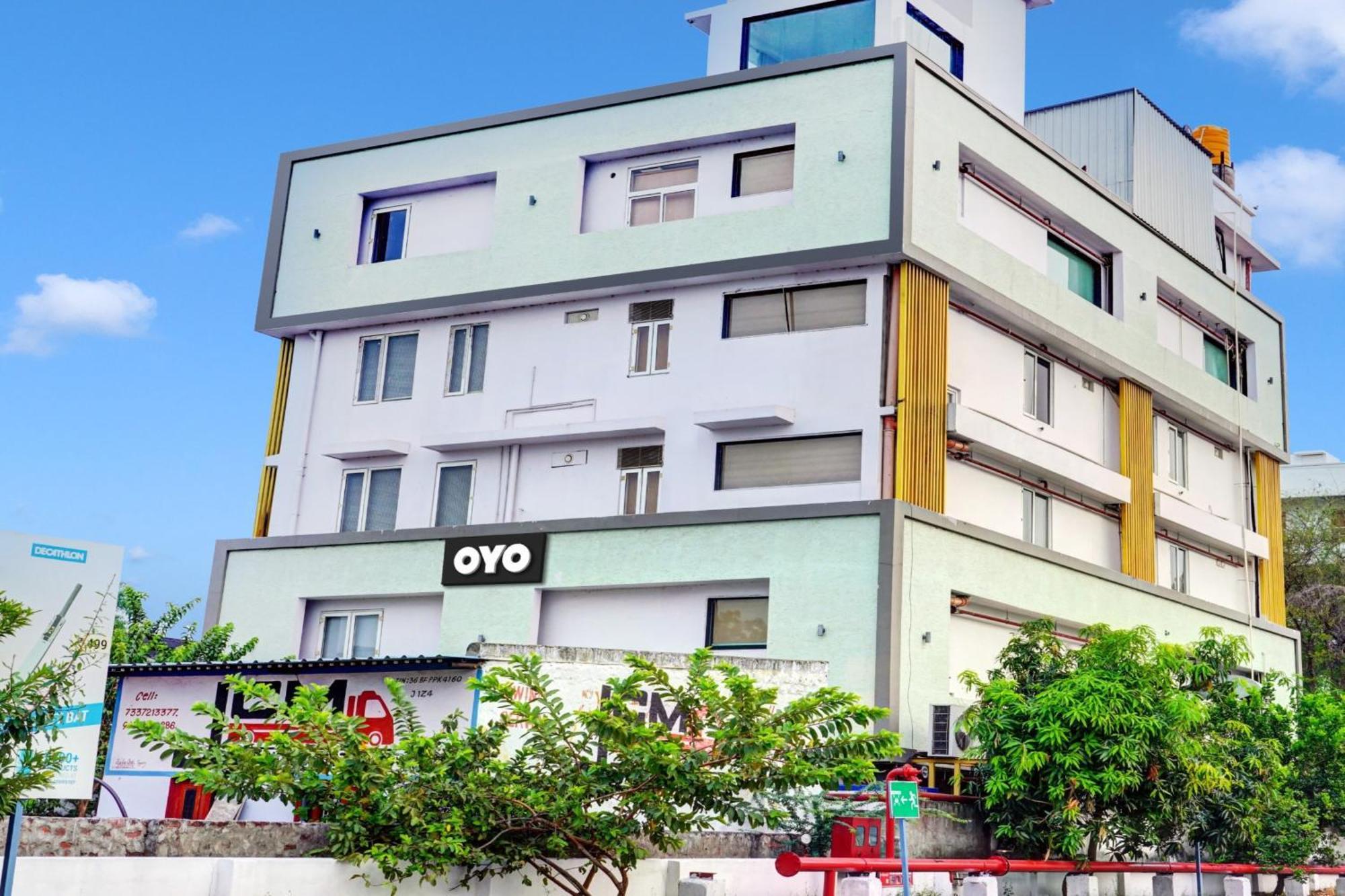 Super Townhouse Dev'S Inn By Cj Gunadala 外观 照片